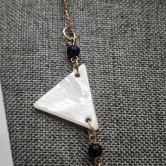 Geometric Harmony Mother of Pearl Necklace - Picture 2 of 11